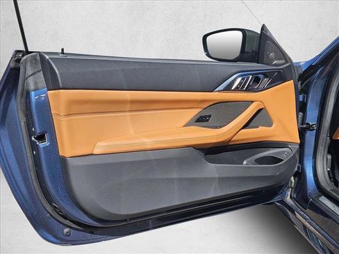 Used 2023 BMW M440i Coupe w/ Premium Package image 10