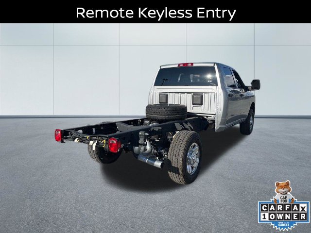 Used 2023 RAM 3500 Tradesman w/ Chrome Appearance Group AWD/4WD image 11