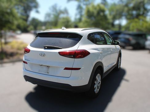 Used 2019 Hyundai Tucson Value FWD image 11
