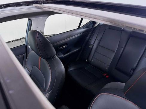 Certified 2024 Nissan Sentra SR w/ SR Premium Package image 19