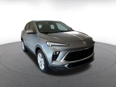 Used 2025 Buick Encore GX Preferred image 3