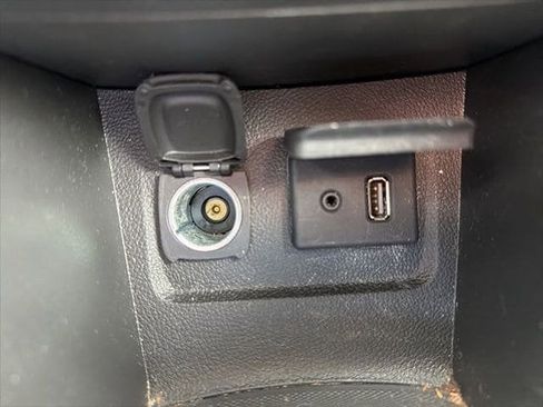 Used 2016 Buick Encore FWD image 18