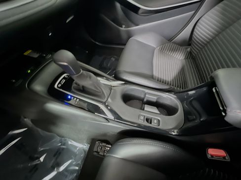 Used 2025 Toyota Corolla XSE image 25