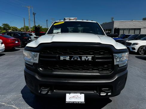 Used 2022 RAM 3500 Tradesman RWD image 7