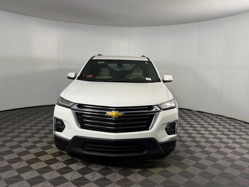 Used 2023 Chevrolet Traverse LT image 10