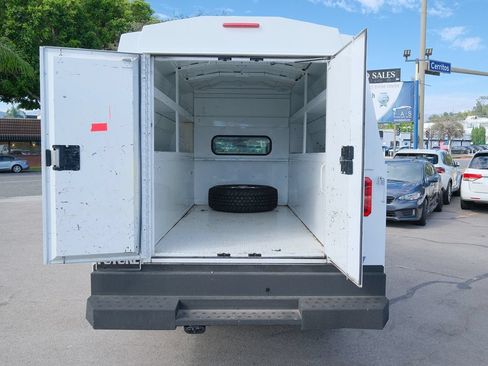 Used 2019 RAM 2500 Tradesman RWD image 5