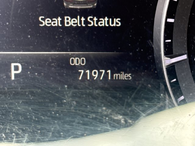 Used 2021 Toyota Highlander XLE AWD/4WD image 29