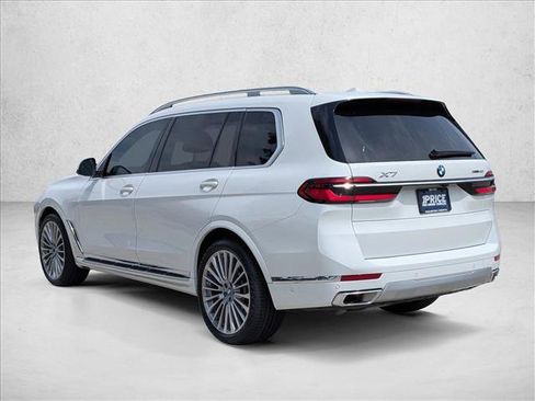 Certified 2024 BMW X7 xDrive40i w/ Climate Comfort Package AWD/4WD image 8