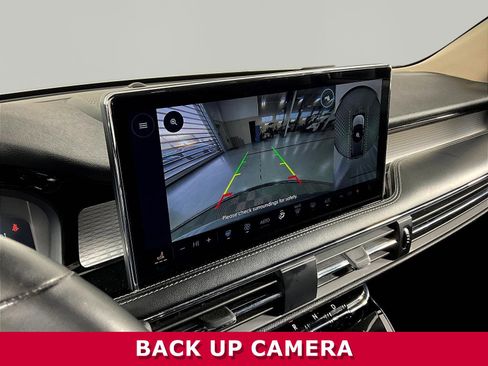 Used 2023 Lincoln Corsair AWD w/ Equipment Group 101A image 13