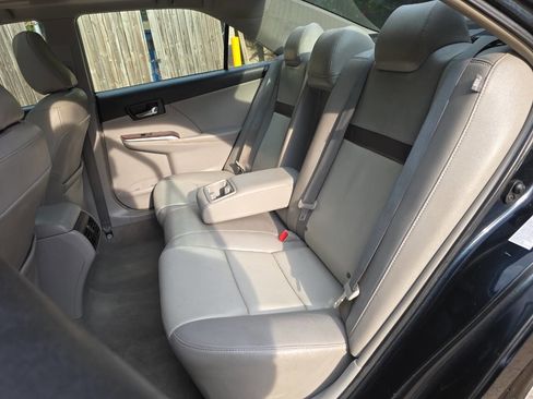 Used 2012 Toyota Camry XLE image 12