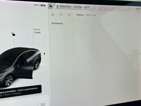 Used 2020 Tesla Model Y Long Range image 22