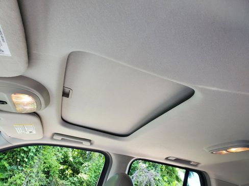 Used 2006 Buick Rainier CXL RWD image 18
