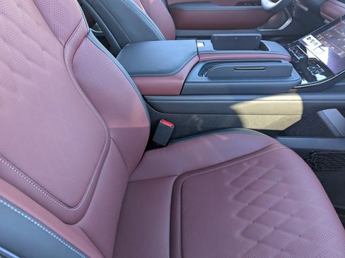 New 2026 INFINITI QX80 Autograph image 28