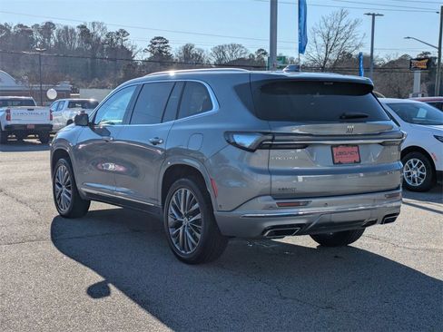 Certified 2025 Buick Enclave Avenir w/ Super Cruise Package image 6