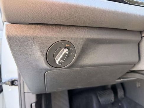 Certified 2025 Volkswagen Jetta S image 14