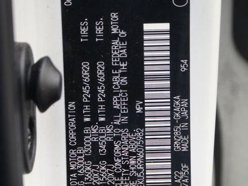 Used 2022 Toyota 4Runner Limited image 28