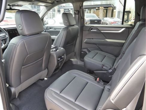 New 2026 GMC Acadia Elevation w/ Black Edition AWD/4WD image 33
