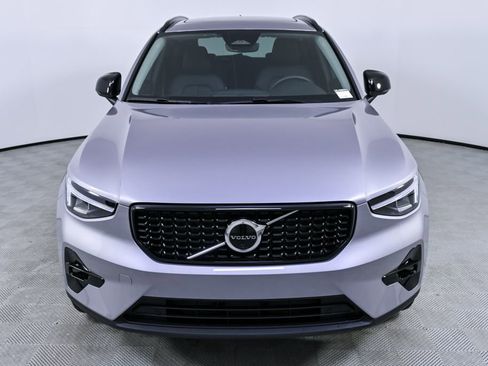 Used 2026 Volvo XC40 B4 Plus w/ Protection Package Premier image 36