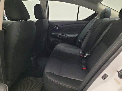 Used 2019 Nissan Versa SV FWD image 18
