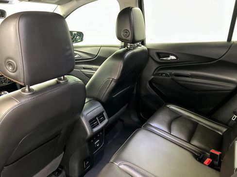 Used 2020 Chevrolet Equinox Premier AWD/4WD image 19