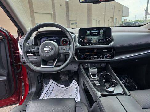 Used 2023 Nissan Rogue Platinum w/ Platinum Premium Package AWD/4WD image 10