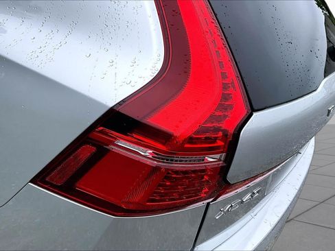 Used 2019 Volvo XC60 T5 Inscription AWD/4WD image 29