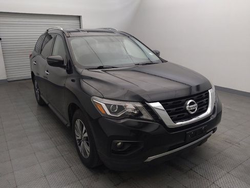 Used 2019 Nissan Pathfinder SV FWD image 13