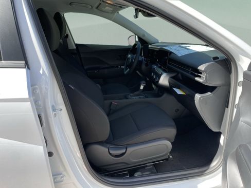Certified 2026 Hyundai Kona SE FWD image 19