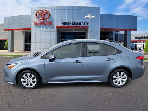 Used 2024 Toyota Corolla LE image 7