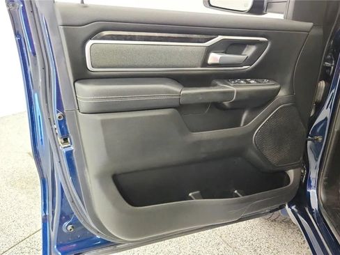 Used 2022 RAM 1500 Big Horn AWD/4WD image 33