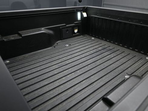 Used 2023 Toyota Tacoma TRD Off-Road image 21