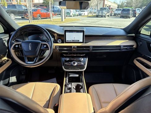 Used 2022 Lincoln Corsair Reserve w/ Equipment Group 201A image 25