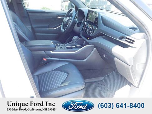 Used 2023 Toyota Highlander XSE image 23