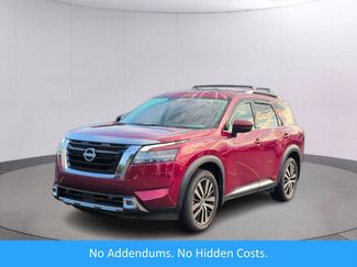 Used 2023 Nissan Pathfinder Platinum FWD video 1