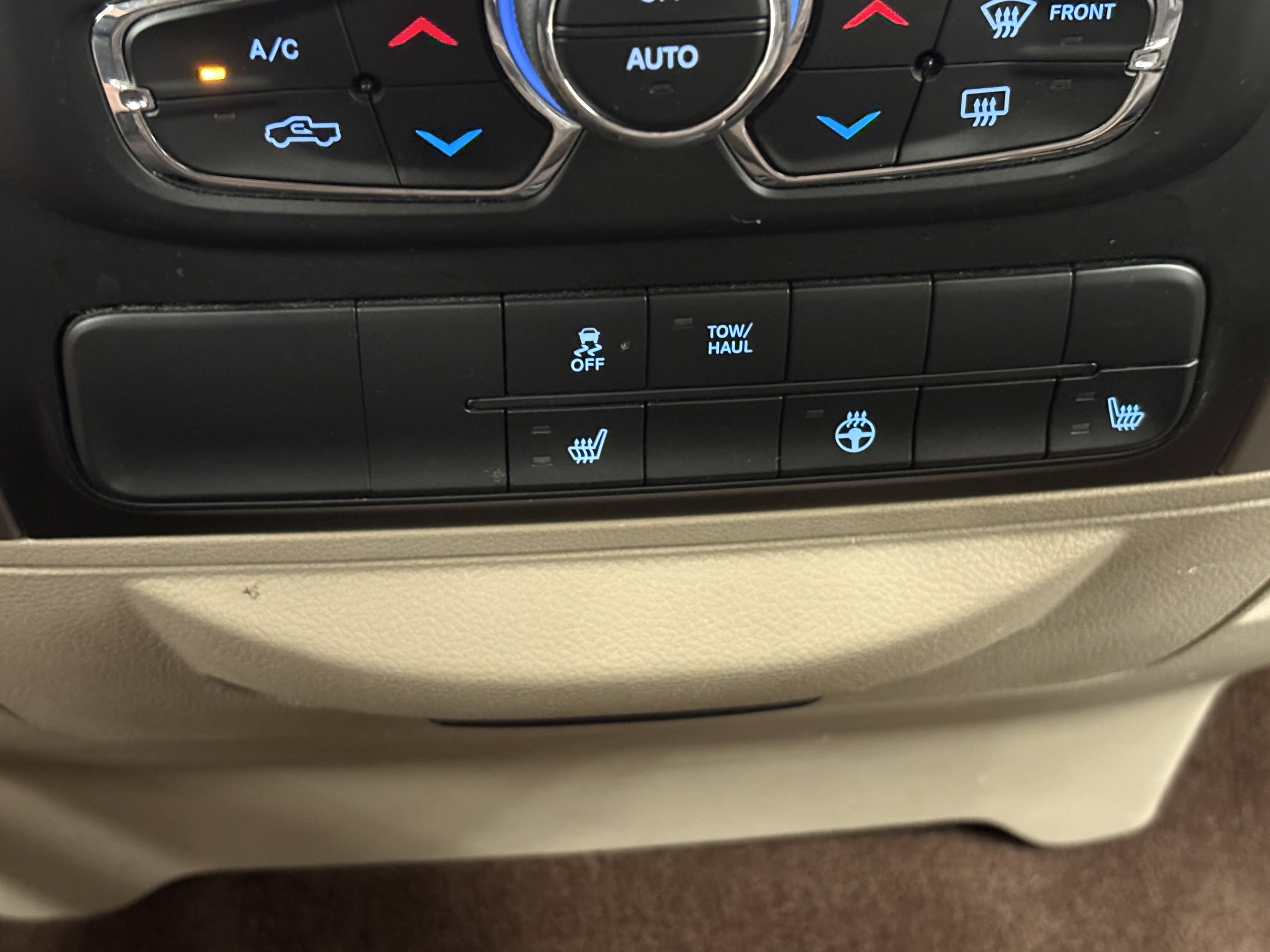 Used 2015 RAM 1500 Big Horn AWD/4WD image 17