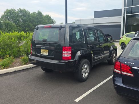 Used 2012 Jeep Liberty Sport AWD/4WD image 1