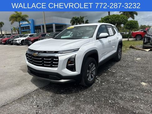 Certified 2026 Chevrolet Equinox LT w/ Safety and Technology Package FWD image 3