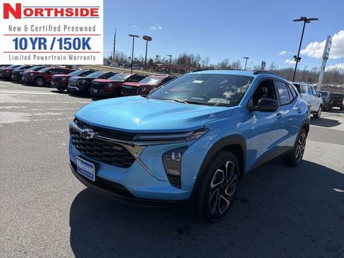 New 2026 Chevrolet Trax RS w/ Sunroof Package FWD image 1