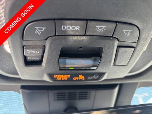 Used 2023 Toyota bZ4X FWD image 28