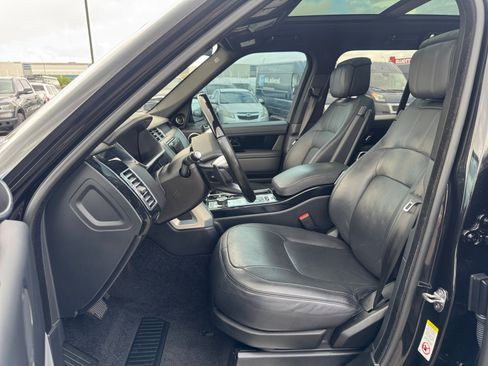 Used 2019 Land Rover Range Rover Supercharged AWD/4WD image 9
