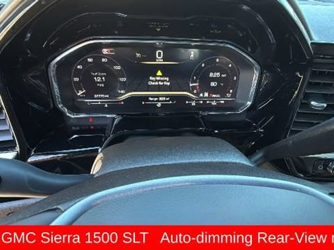 Used 2025 GMC Sierra 1500 SLT AWD/4WD image 21