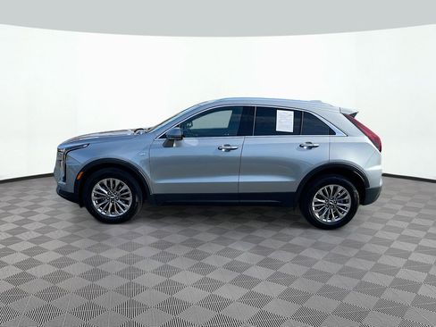 Used 2025 Cadillac XT4 Premium Luxury FWD image 9