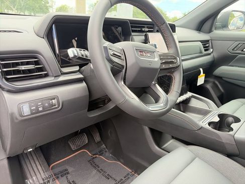New 2026 GMC Terrain AT4 AWD/4WD image 17
