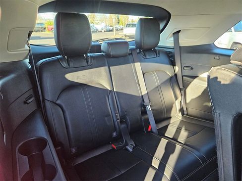 Used 2024 MAZDA CX-90 3.3 Turbo w/ Preferred Plus image 39