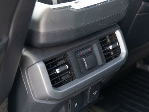 Used 2021 Ford F150 Lariat w/ Equipment Group 502A High AWD/4WD image 22