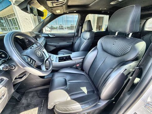 Used 2025 Hyundai Palisade Calligraphy AWD/4WD image 13