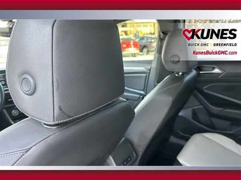 Used 2020 Volkswagen Jetta R-Line w/ R-Line Cold Weather Package image 27