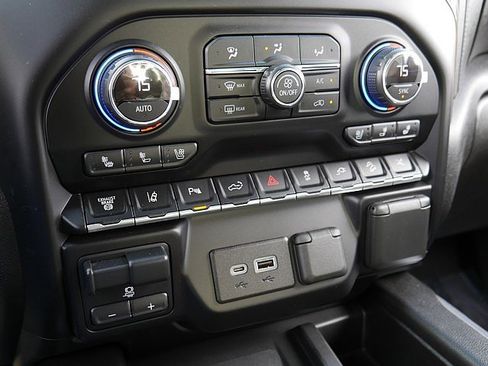 Used 2021 Chevrolet Silverado 2500 High Country w/ Z71 Off-Road Package image 41