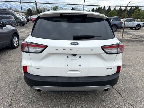 Used 2022 Ford Escape SEL w/ Technology Package AWD/4WD image 3