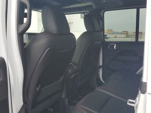 New 2026 Jeep Wrangler Unlimited Rubicon image 15